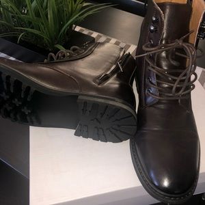 Brown Robert Wayne Men’s Boots